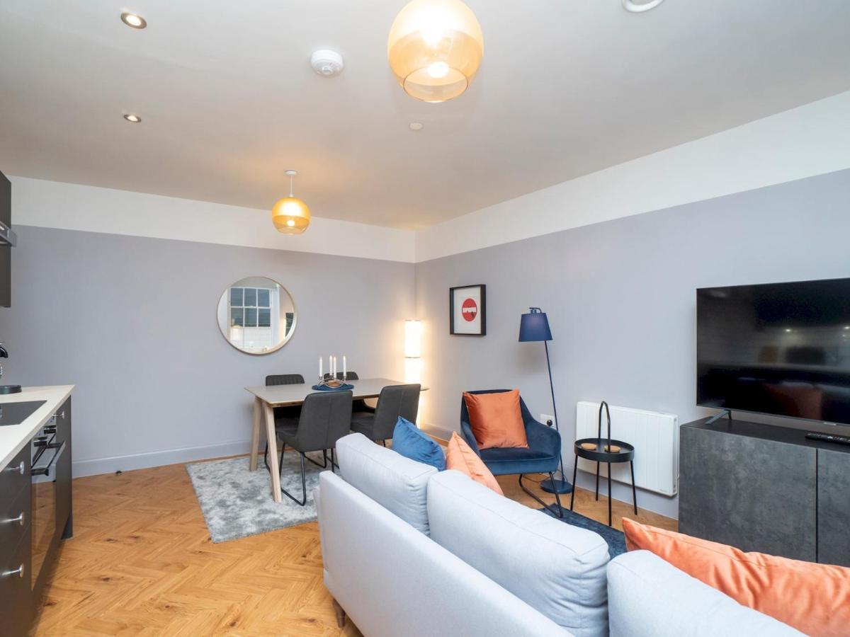 Pass The Keys Stunning 2 Bed Retreat In The Heart Of Bath Apartment Luaran gambar