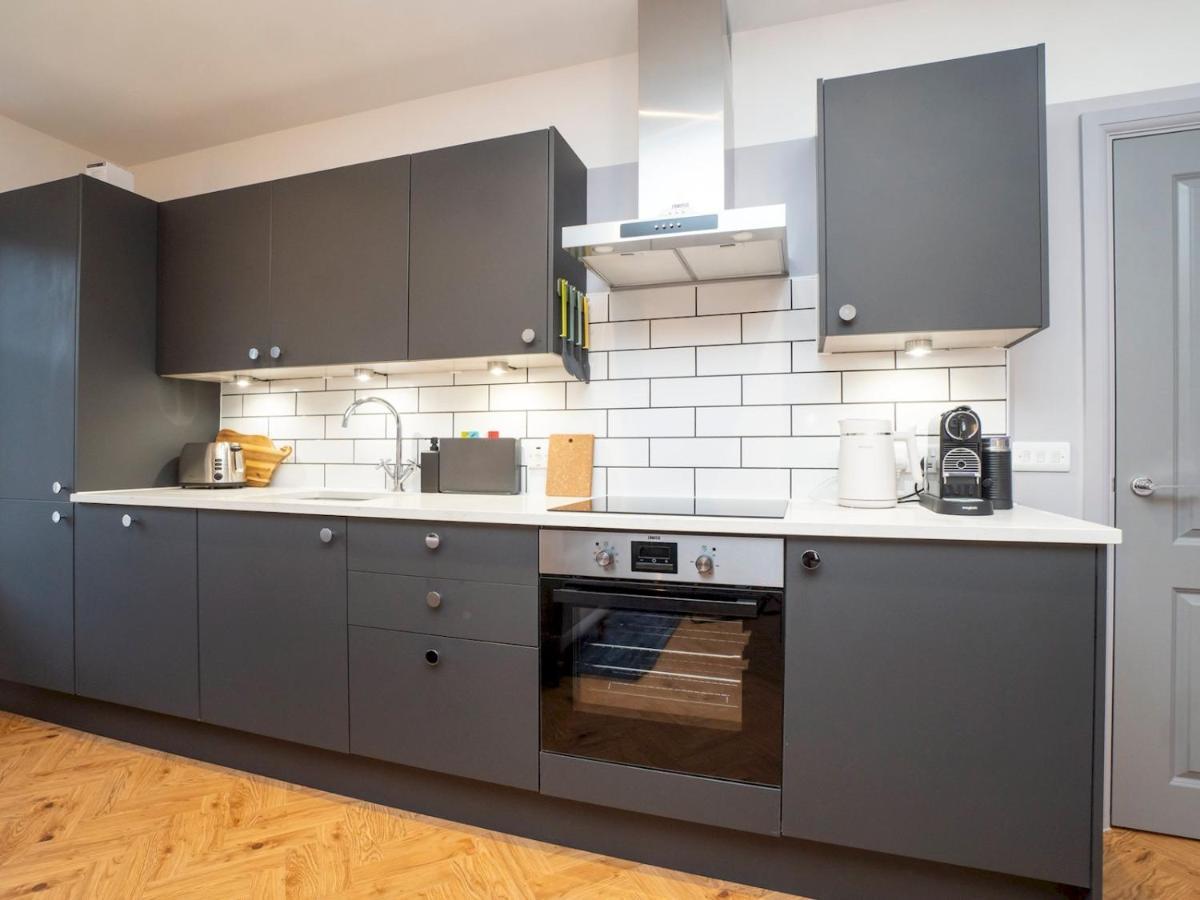 Pass The Keys Stunning 2 Bed Retreat In The Heart Of Bath Apartment Luaran gambar