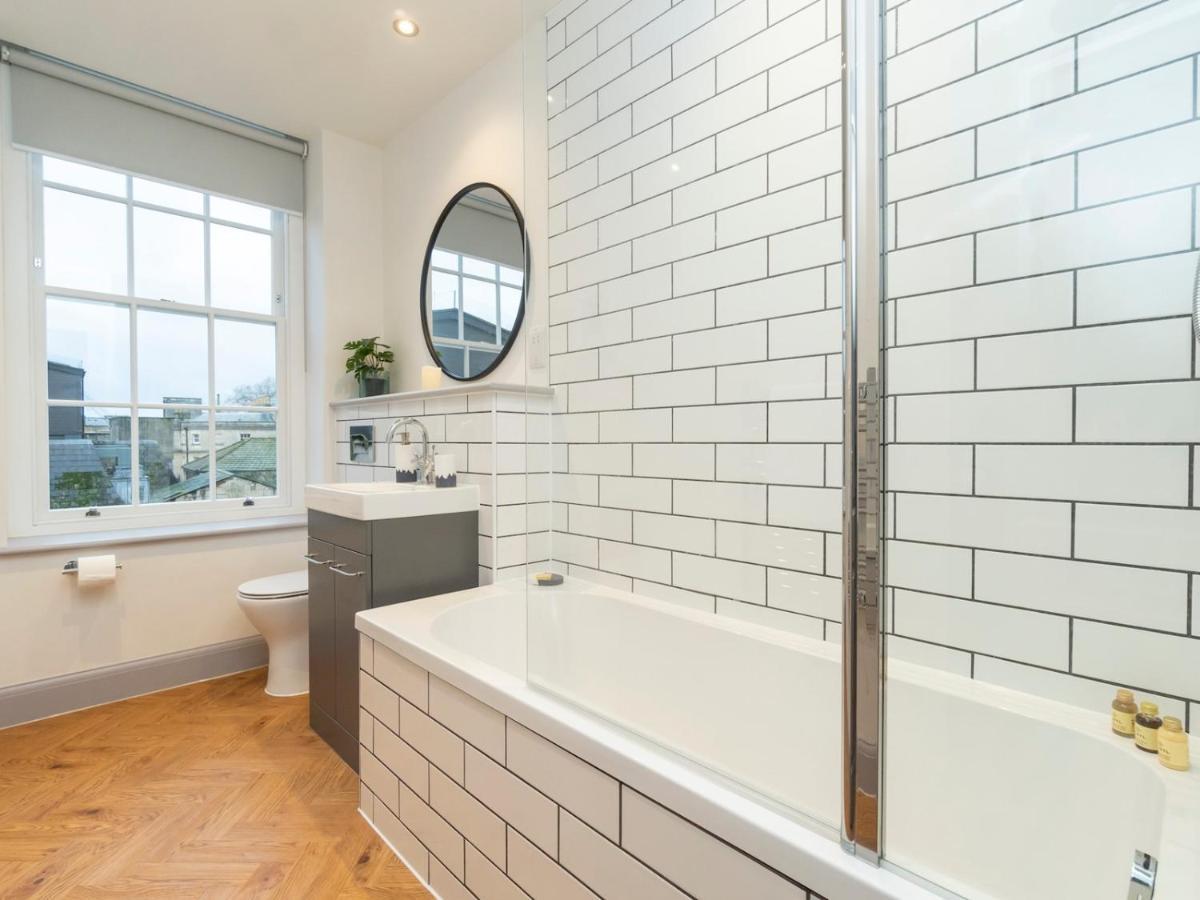 Pass The Keys Stunning 2 Bed Retreat In The Heart Of Bath Apartment Luaran gambar
