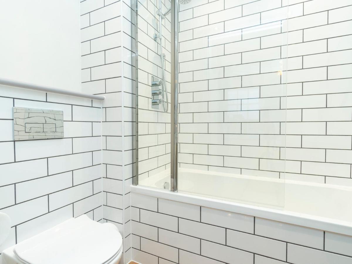 Pass The Keys Stunning 2 Bed Retreat In The Heart Of Bath Apartment Luaran gambar