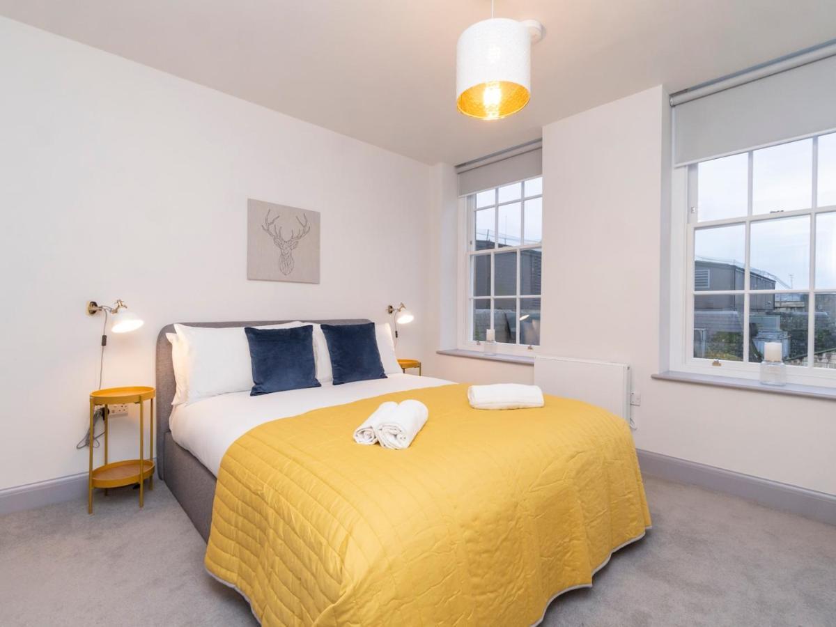 Pass The Keys Stunning 2 Bed Retreat In The Heart Of Bath Apartment Luaran gambar